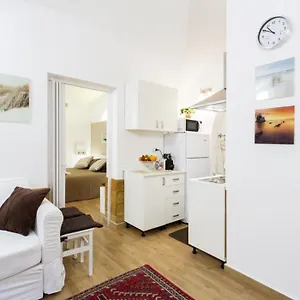  Apartment Palermo Central Holiday Italy